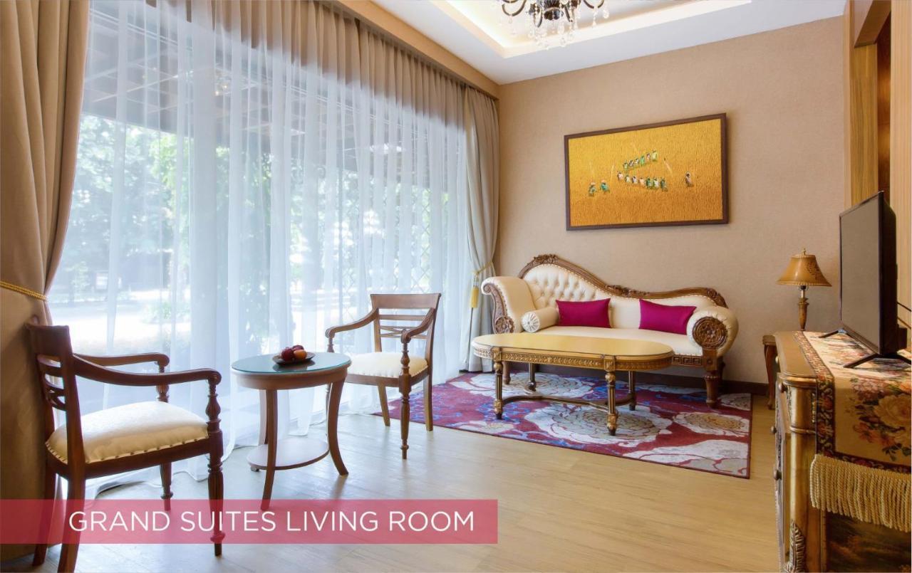 Ramada Suites By Wyndham Solo Eksteriør bilde